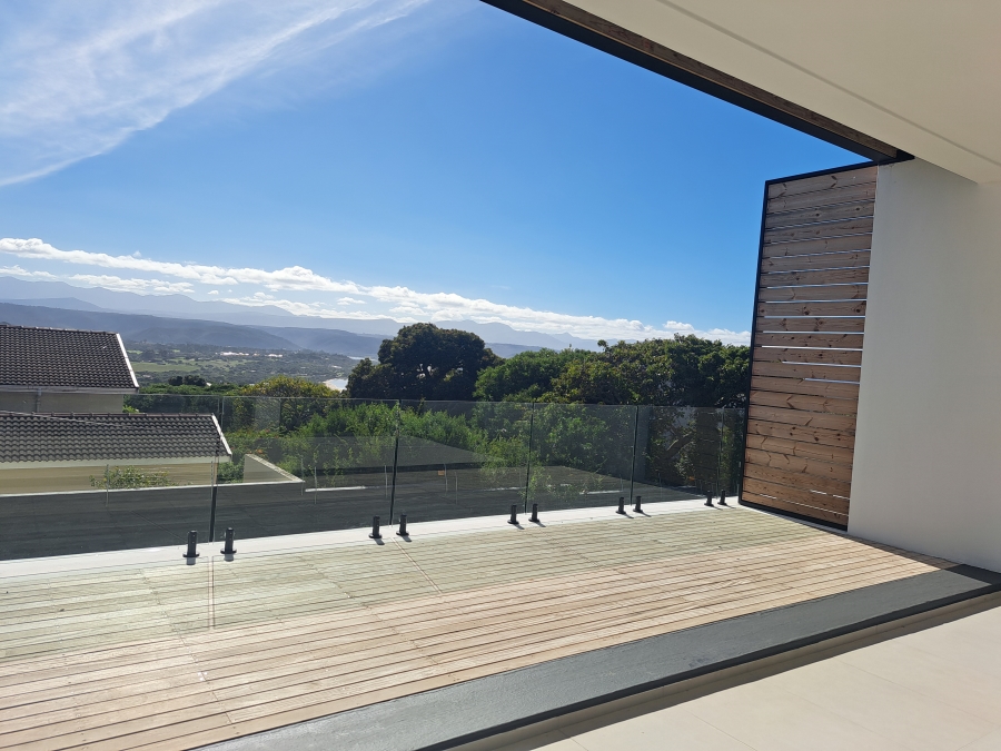 2 Bedroom Property for Sale in Plettenberg Bay Central Western Cape